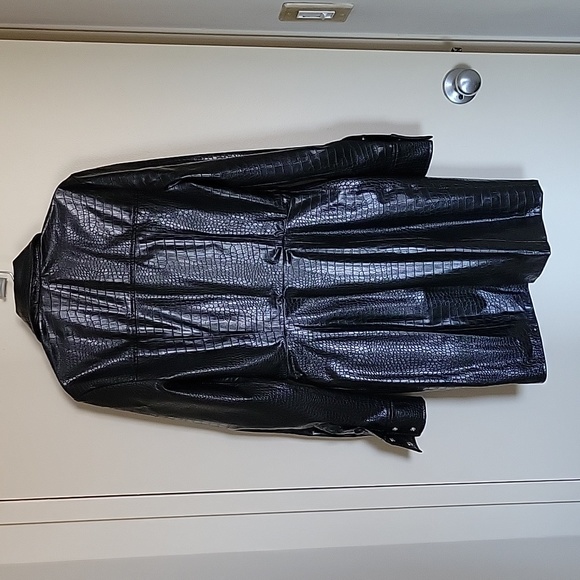 Veronica Beard Echo Ruched Faux-Leather Dress - Picture 5 of 10